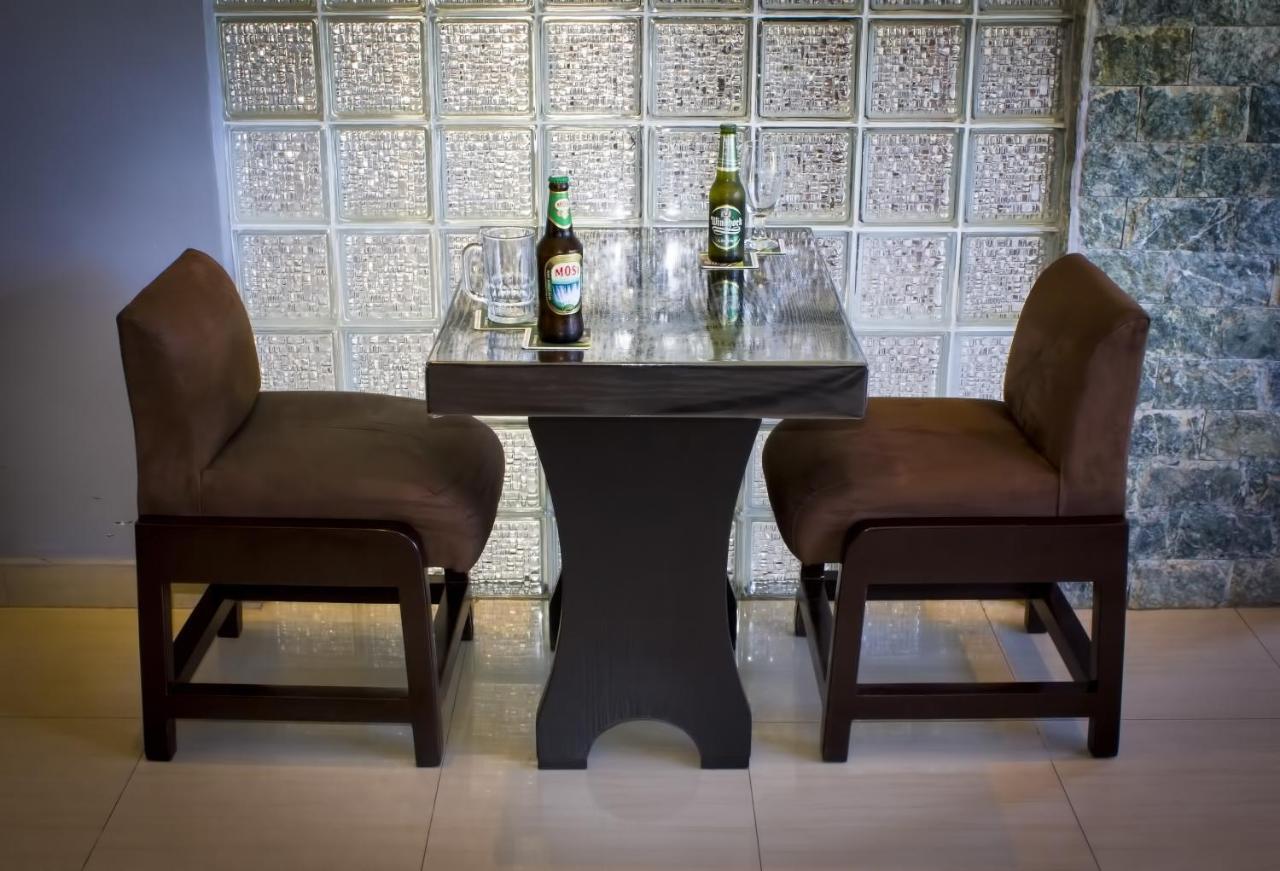 Icon Hotel Чингола Екстериор снимка