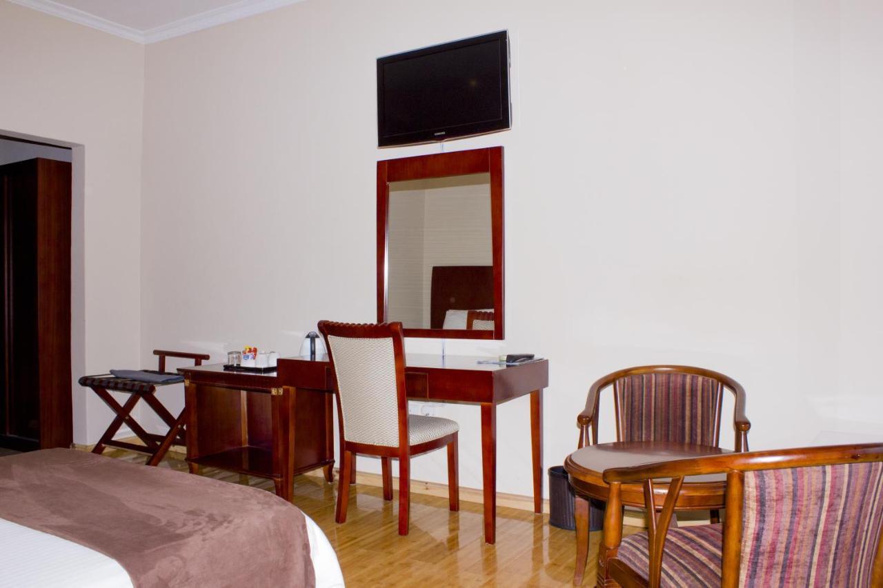 Icon Hotel Чингола Стая снимка